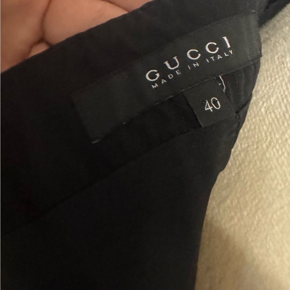 GUCCI Black Lined Mini Skirt w/ Gold Gucci Logo on back hips Size S (40) - Picture 6 of 13